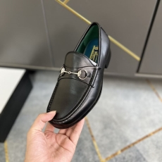 Gucci Leather Shoes